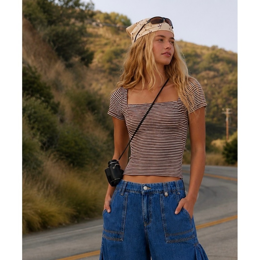 Anthropologie Pilcro Barrel Leg Balloon Jeans Medium Wash Jogger Size 31 NWT - Picture 2 of 7